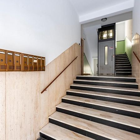 Joivy Cosy Flat With Parking In Chiavari Bagian luar foto