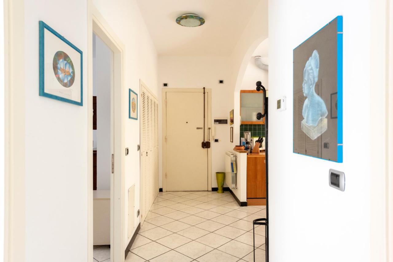 Joivy Cosy Flat With Parking In Chiavari Bagian luar foto